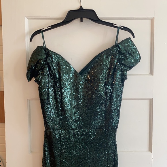 The Pretty Dress Co green sequin mermaid gown sz16 - Picture 3 of 4